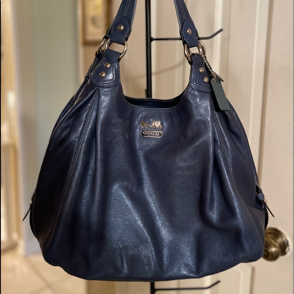 Coach handbag in excellent condition.